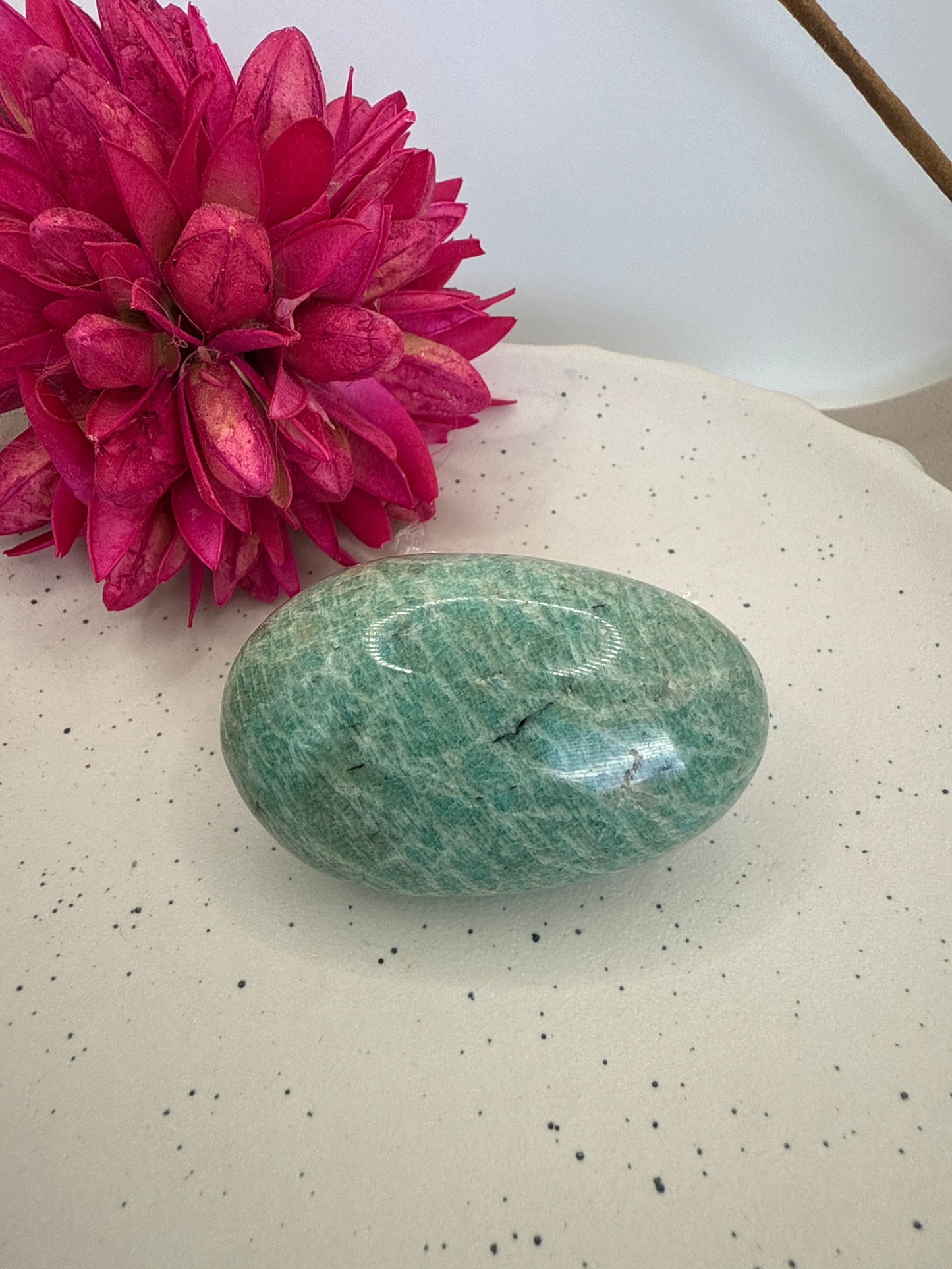 Amazonite palmstone (HI1)
