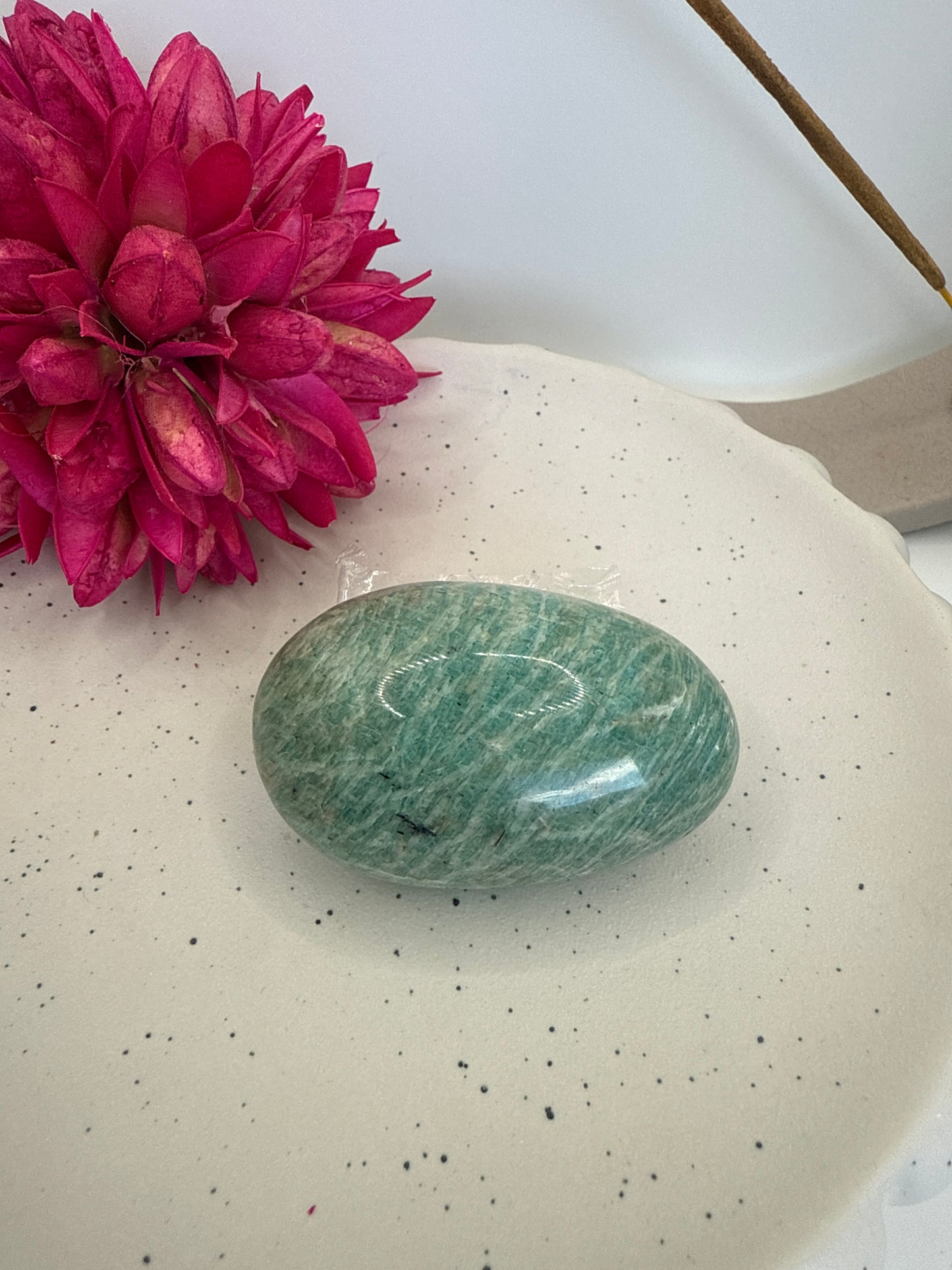 Amazonite palmstone (HI1)