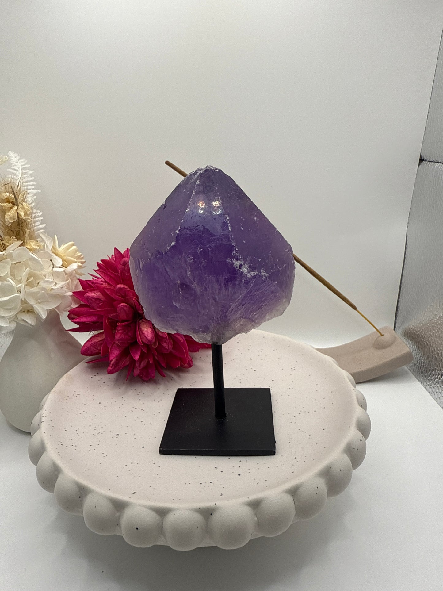 Amethyst Pin in Black Stand (SF1)